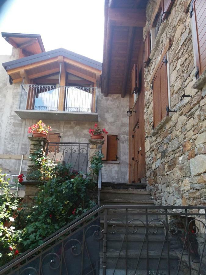 Agriturismo Piccolo Paradiso Pianello Del Lario Exterior foto