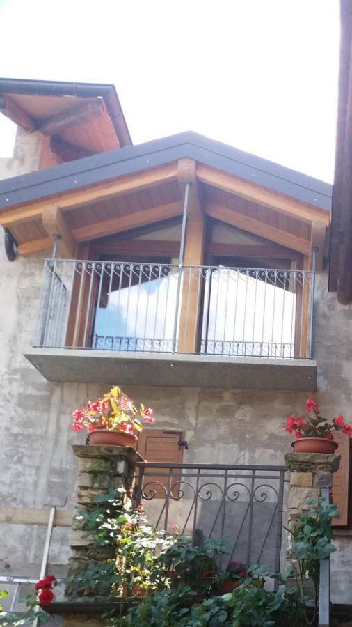 Agriturismo Piccolo Paradiso Pianello Del Lario Exterior foto